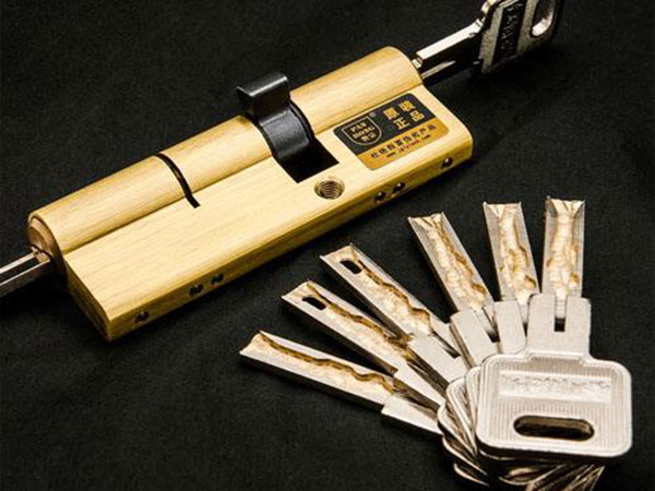 南浔24小时上门开锁公司